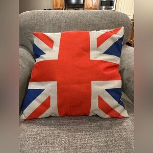 Union Jack Decorative Pillow 🇬🇧